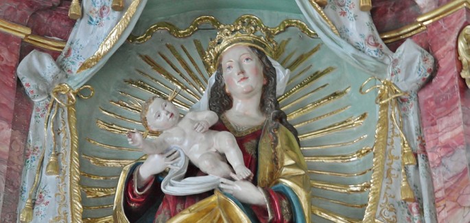 Dwa ludzkie serca przyobleczone w dziewictwo