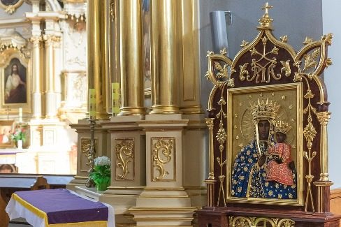 „W jaki sposób pozwolić Maryi królować?”