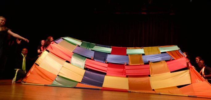 Tisser le tapis de l’unité avec toutes les couleurs de nos diversités