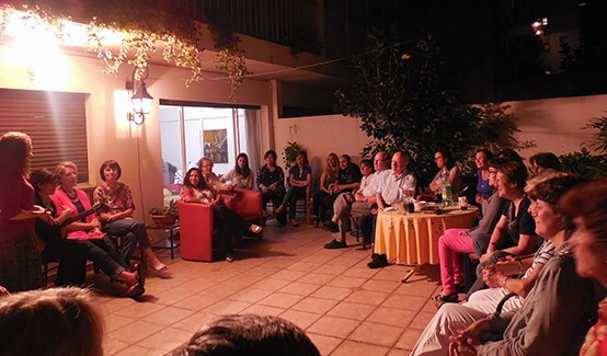 “El sábado a la noche los invitamos al focolar”