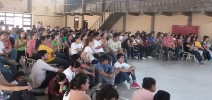 Añatuya, Santiago del Estero: la alegría de los jóvenes
