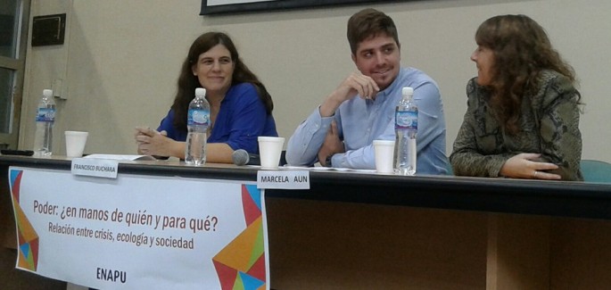 De la universidad al mundo