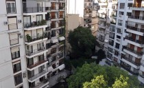 Ser células de transformación en un edificio de ciudad