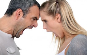 Le dé de l’amour en famille – Être attentif au ton de notre voix