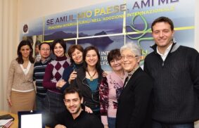 Un abbraccio senza confini