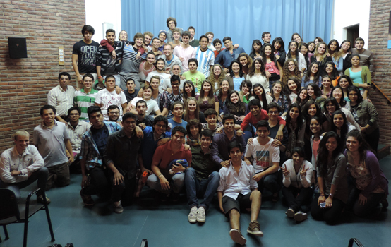 90 jóvenes en la Escuela Gen 2014