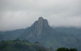 Man, la città delle 18 montagne