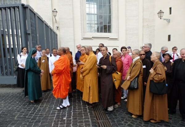 Semi di pace: buddisti e cristiani degli Stati Uniti in dialogo