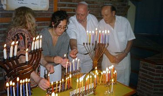 judios-encendido-velas
