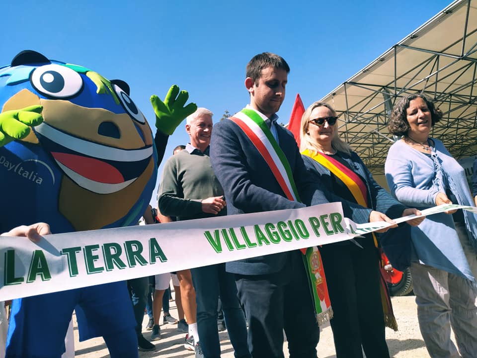 villaggio per la terra
