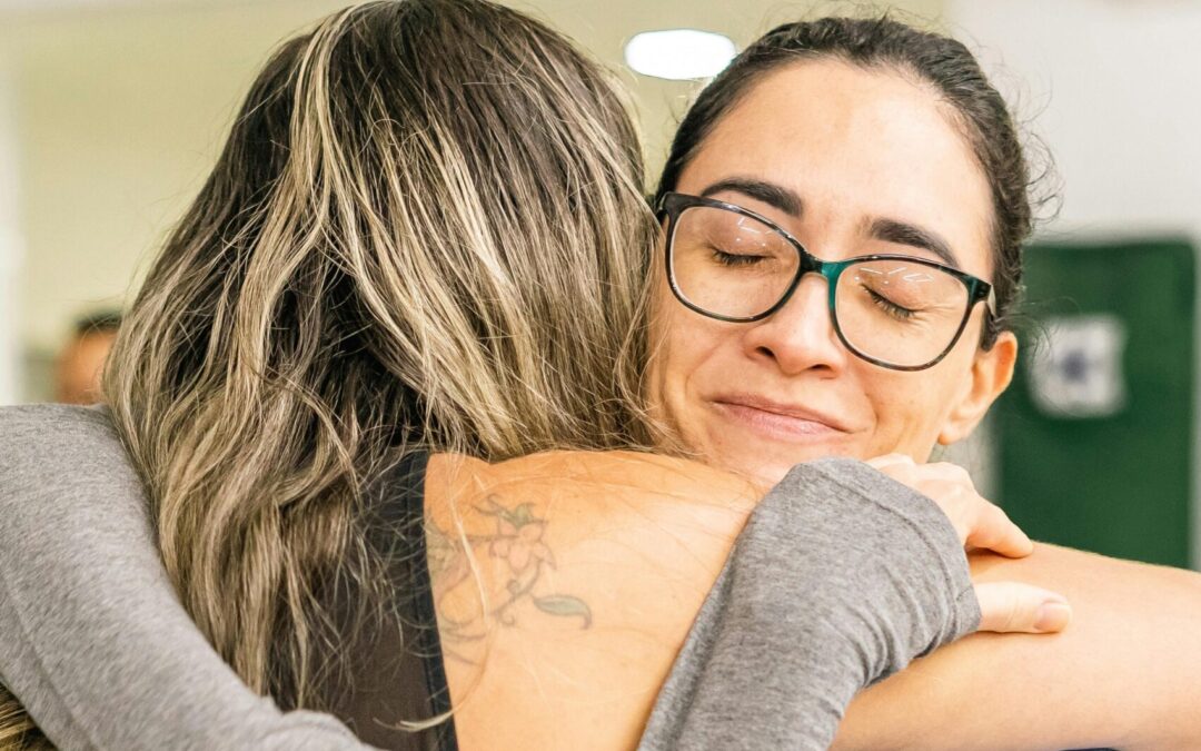 Vangelo Vissuto: “Resta con noi, perché si fa sera” (Lc 24,29)