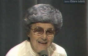 盧嘉勒於1982年3月在荷蘭……