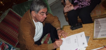 諾貝爾和平獎獲得者奧斯卡•阿里亞斯•桑切斯（Óscar Arias Sánchez）支持合一世界計畫。