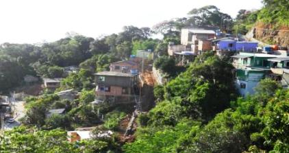 阿雷格里港（Porto Alegre）：摩爾魯的普世博愛運動中心