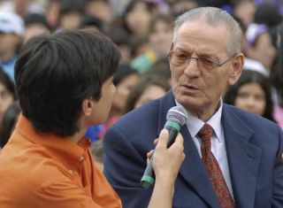 愛能克勝貧窮