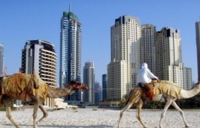 迪拜：沙漠之花——摩天大廈叢中的見證